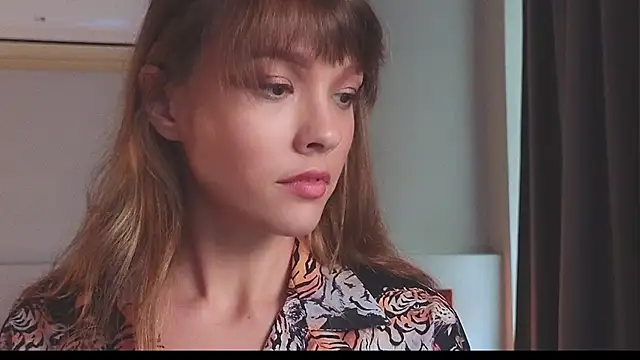 Snapshot of DemiDee chatting on 01-24-25, 10:32 DemiDee online show from 01-24-25, 10:32