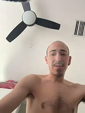 willyro98 online show from 04-26-26, 05:32