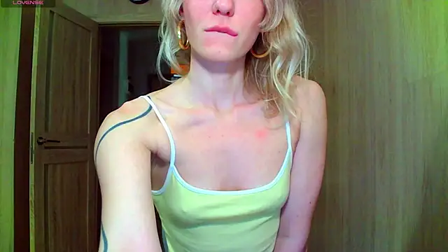 Caramel piegirl online show from 06-15-26, 09:25