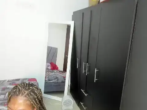 enyelsalas2 online show from 11-03-25, 07:06