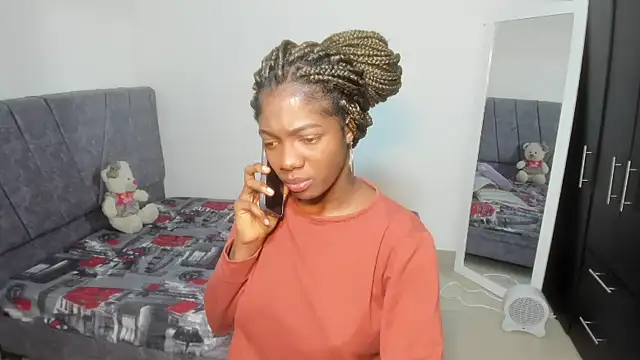 enyelsalas2 online show from 11-05-25, 01:52