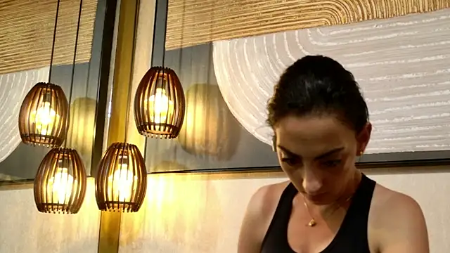 lissa palmer online show from 10-31-25, 03:25