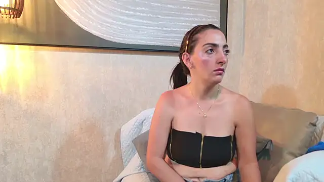 lissa palmer online show from 11-25-25, 03:18