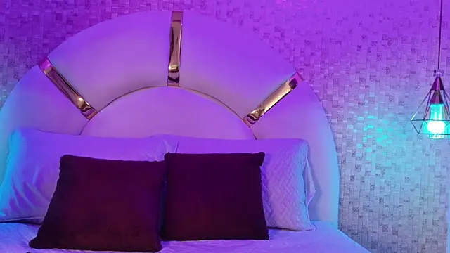 Snapshot of lissa_palmer chatting on 02-15-26, 03:18 lissa palmer online show from 02-15-26, 03:18