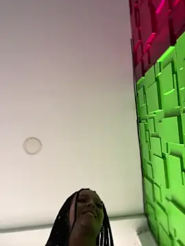 Snapshot of Dulce__Boyd chatting on 02-12-26, 02:39 Dulce Boyd online show from 02-12-26, 02:39