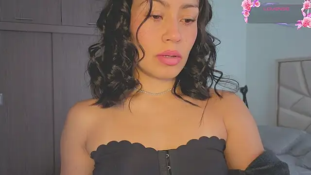 Snapshot of salome_stockman_s chatting on 05-15-26, 01:31 salome stockman s online show from 05-15-26, 01:31