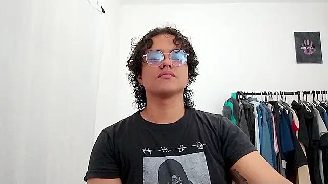 Diane blossom online show from 03-26-26, 09:56