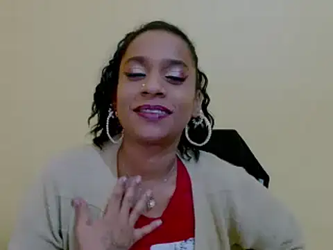 Snapshot of 1fiestyalpha chatting on 10-18-25, 08:33 1fiestyalpha online show from 10-18-25, 08:33