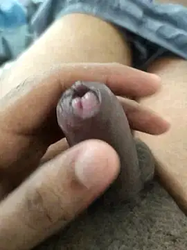 Snapshot of Tamil_small_cock chatting on 11-22-25, 03:38 Tamil small cock online show from 11-22-25, 03:38