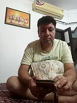 Snapshot of innocentboy1987 chatting on 09-23-25, 06:53 innocentboy1987 online show from 09-23-25, 06:53