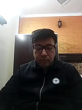 innocentboy1987 online show from 11-21-25, 09:41