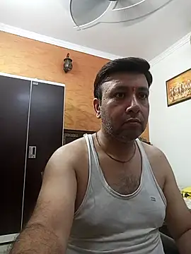 Snapshot of innocentboy1987 chatting on 09-27-25, 07:25 innocentboy1987 online show from 09-27-25, 07:25