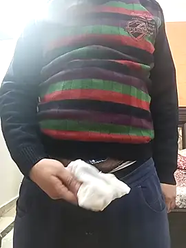 innocentboy1987 online show from 11-28-25, 05:07