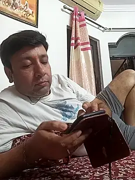 Snapshot of innocentboy1987 chatting on 09-26-25, 09:27 innocentboy1987 online show from 09-26-25, 09:27