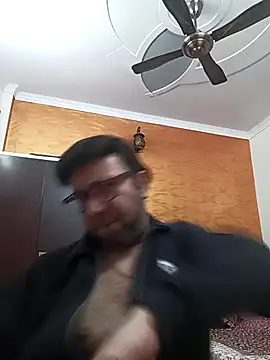 Snapshot of innocentboy1987 chatting on 02-13-25, 11:06 innocentboy1987 online show from 02-13-25, 11:06