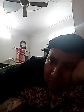 Snapshot of innocentboy1987 chatting on 03-03-25, 05:05 innocentboy1987 online show from 03-03-25, 05:05