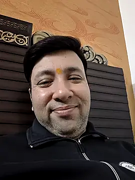 innocentboy1987 online show from 02-13-26, 05:29