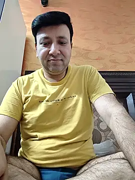 Snapshot of innocentboy1987 chatting on 05-07-26, 04:32 innocentboy1987 online show from 05-07-26, 04:32