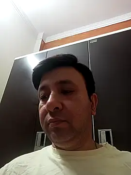 innocentboy1987 online show from 03-05-26, 03:47