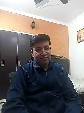 innocentboy1987 online show from 12-15-25, 06:08