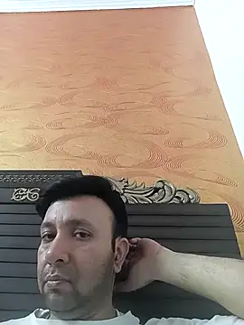 innocentboy1987 online show from 04-17-26, 06:05