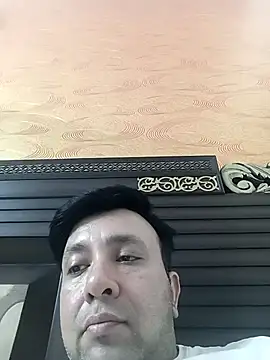 innocentboy1987 online show from 04-14-26, 11:59