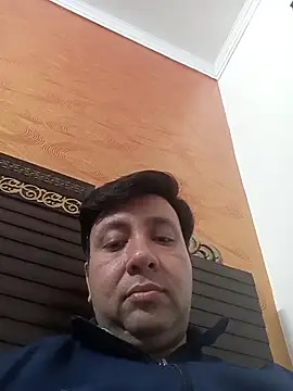 innocentboy1987 online show from 02-12-26, 07:08