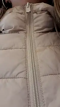 Snapshot of risky_emma_perfect02 chatting on 02-13-25, 11:17 risky emma perfect02 online show from 02-13-25, 11:17