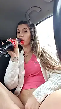 Snapshot of risky_emma_perfect02 chatting on 02-18-25, 11:33 risky emma perfect02 online show from 02-18-25, 11:33