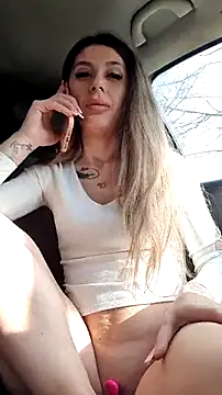 Snapshot of risky_emma_perfect02 chatting on 02-24-25, 08:17 risky emma perfect02 online show from 02-24-25, 08:17