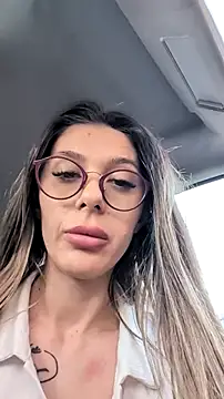 Snapshot of risky_emma_perfect02 chatting on 03-02-25, 08:38 risky emma perfect02 online show from 03-02-25, 08:38