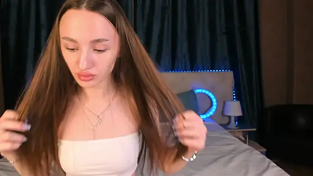 miiss  lulu online show from 03-14-25, 01:05