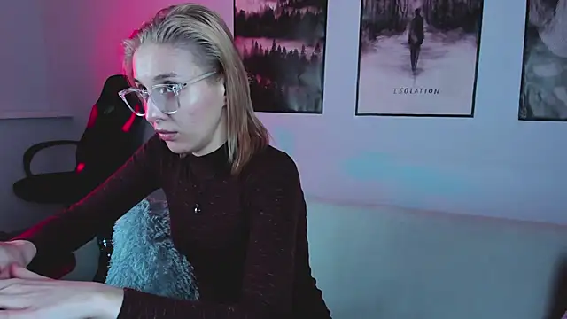 Snapshot of PhilippaAdamas chatting on 02-13-25, 05:48 PhilippaAdamas online show from 02-13-25, 05:48