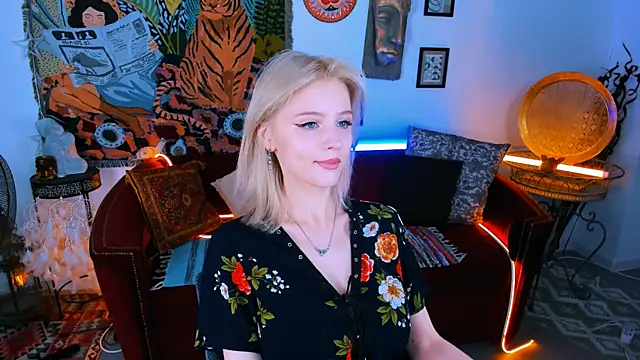 LeonaStane online show from 09-13-25, 05:13