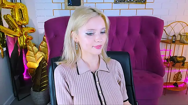 LeonaStane online show from 10-02-25, 05:05