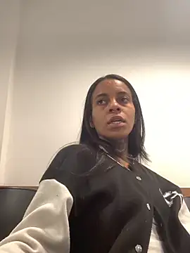 casalshowtime2 online show from 11-18-25, 10:34