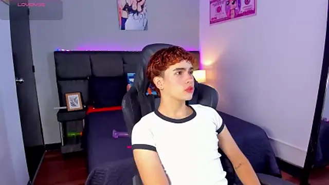 Aiiden 15 online show from 01-07-26, 02:44