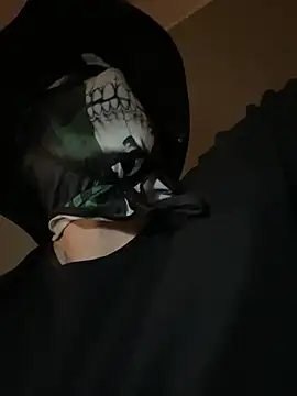 Snapshot of Gango_777 chatting on 02-08-25, 02:15 Gango 777 online show from 02-08-25, 02:15