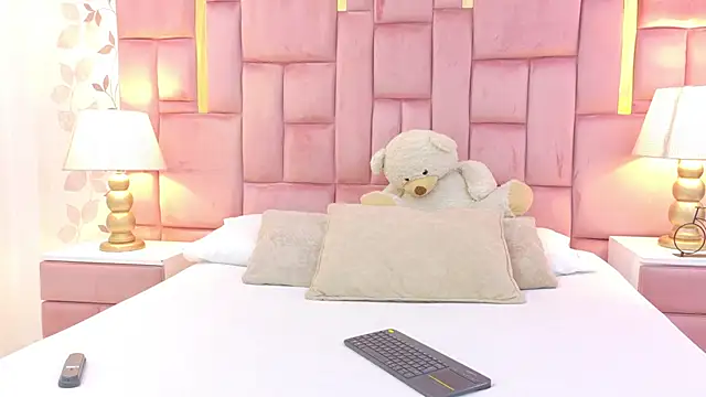 ArianaFranco online show from 06-11-26, 01:08