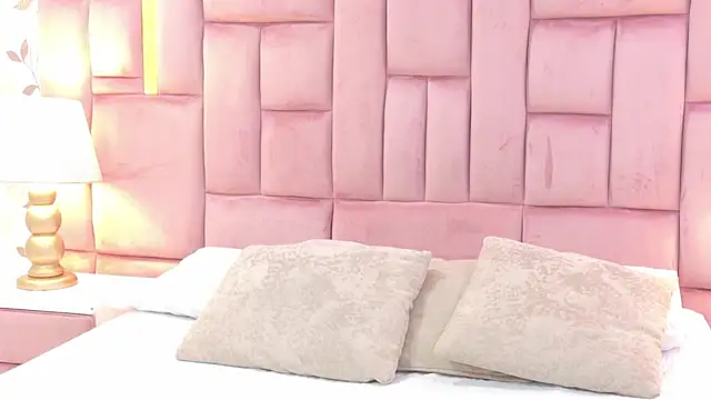 ArianaFranco online show from 06-18-26, 01:27