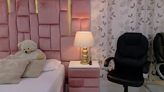 ArianaFranco online show from 07-10-26, 01:11