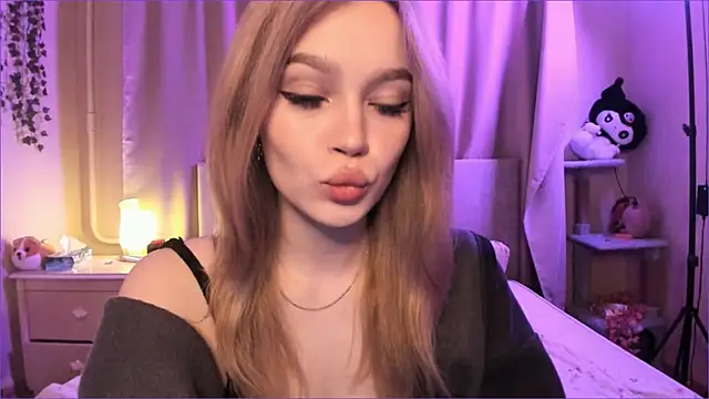 MiaRanki online show from 12-19-25, 11:40