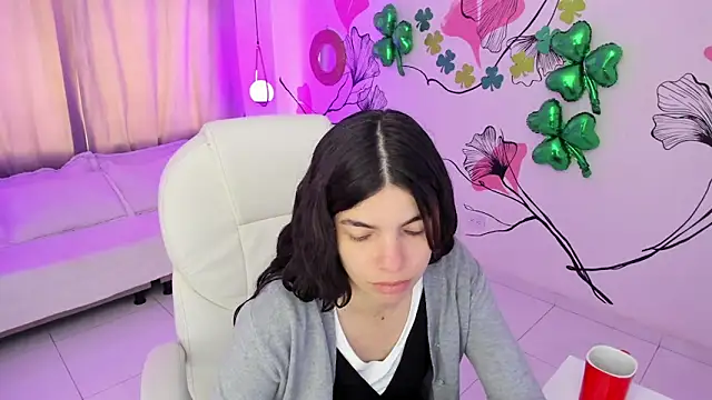 Isabela Fiorelli online show from 03-28-26, 01:23