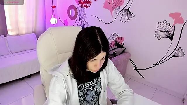 Isabela Fiorelli online show from 02-10-26, 01:10