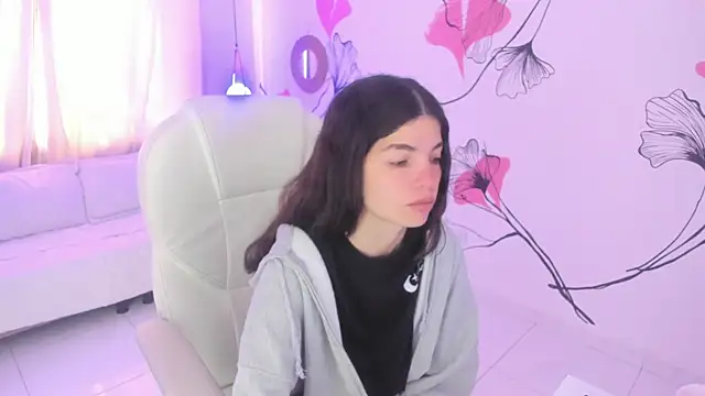 Snapshot of Isabela_Fiorelli chatting on 03-03-25, 12:28 Isabela Fiorelli online show from 03-03-25, 12:28