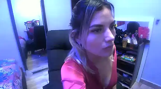 Girasol2630 online show from 02-13-25, 03:18