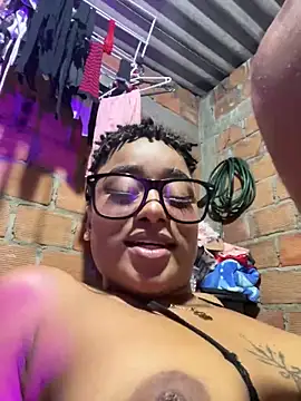 Snapshot of AgathaBladee chatting on 03-19-25, 01:43 AgathaBladee online show from 03-19-25, 01:43