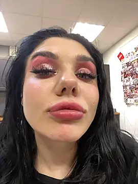 MaeveMoon online show from 01-10-26, 05:41