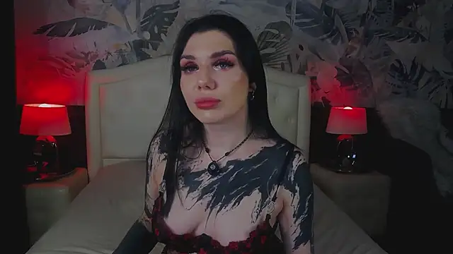 Snapshot of MaeveMoon chatting on 05-24-26, 01:27 MaeveMoon online show from 05-24-26, 01:27