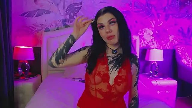 Snapshot of MaeveMoon chatting on 04-29-26, 08:37 MaeveMoon online show from 04-29-26, 08:37